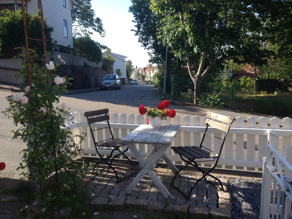 1-Rumslaegenhet Naera Havet I Centrala Lysekil Appartement Buitenkant foto